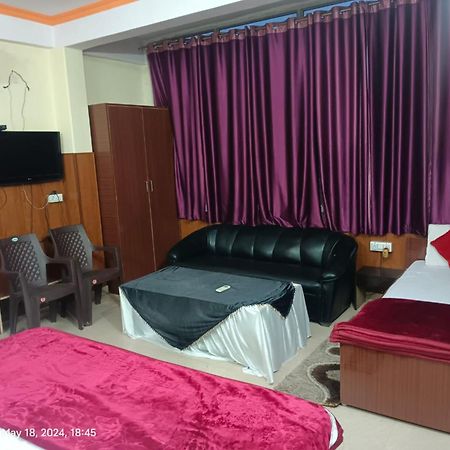 Goroomgo Varanasi Paradise Varanasi - Parking & Restaurant Available - Perfect Location And Comfortable Room 외부 사진